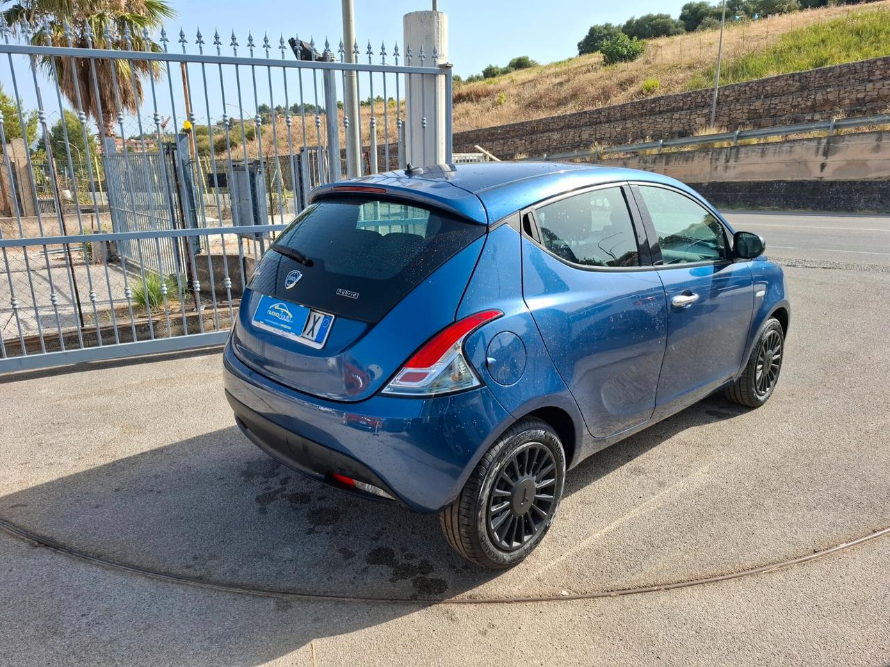 Lancia Ypsilon 1.0 Hybrid Ecochic anno 2022