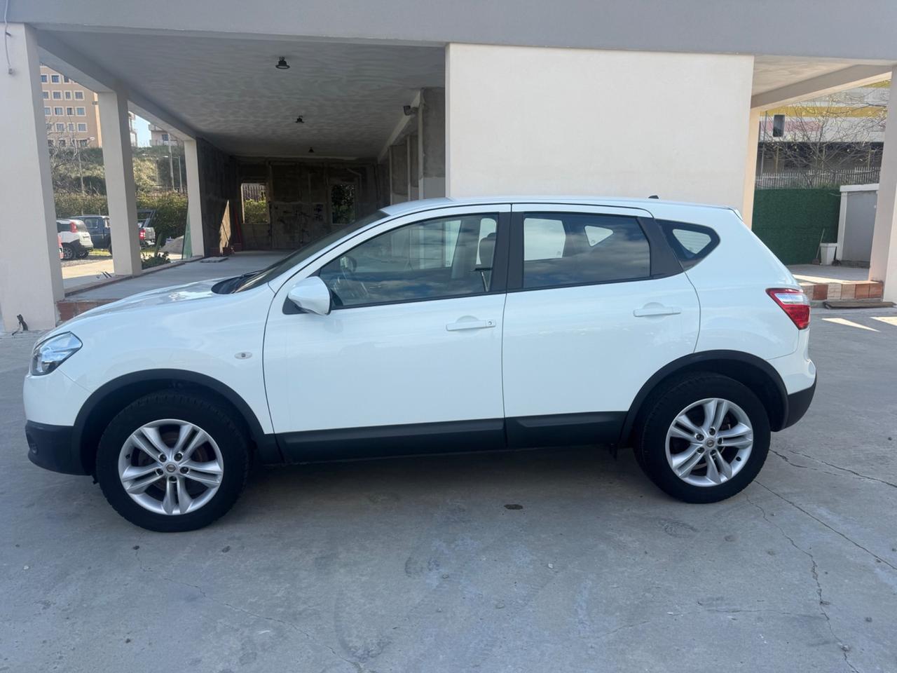 Nissan Qashqai 1.6 dCi DPF Tekna