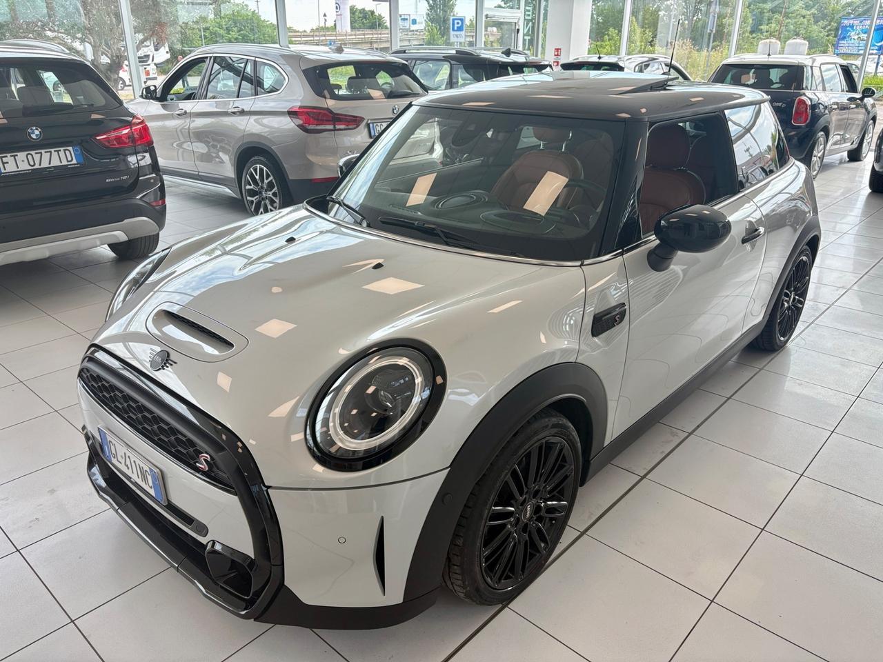 Mini Mini 2.0 Cooper S Yours 3p. Auto