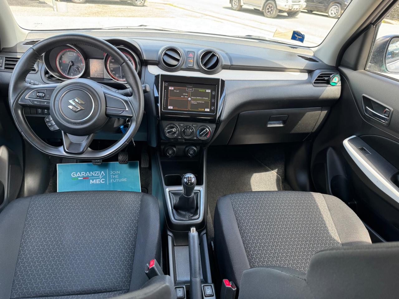 Suzuki Swift 1.2 benzina hybrid 4 cilindri