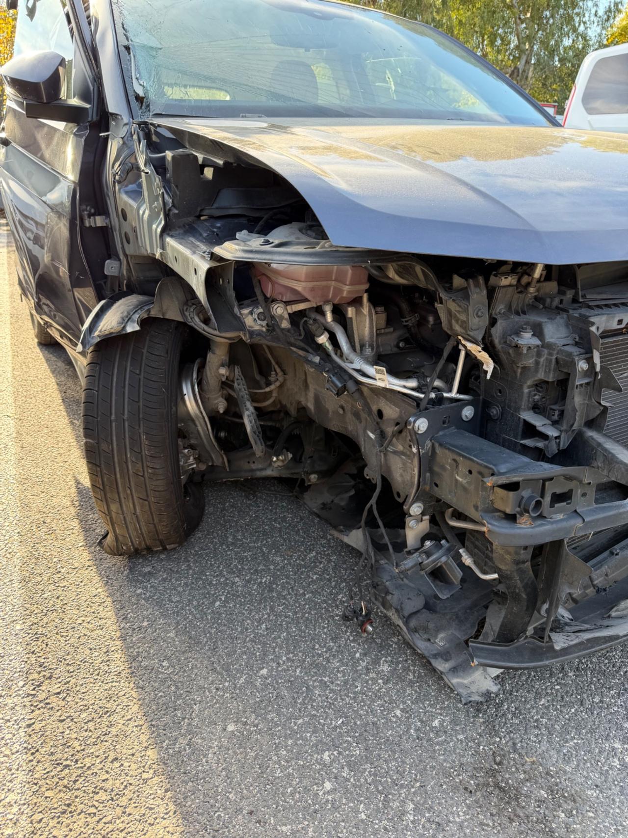 Volkswagen T-Cross 1.0 TSI 110 CV SINISTRATA