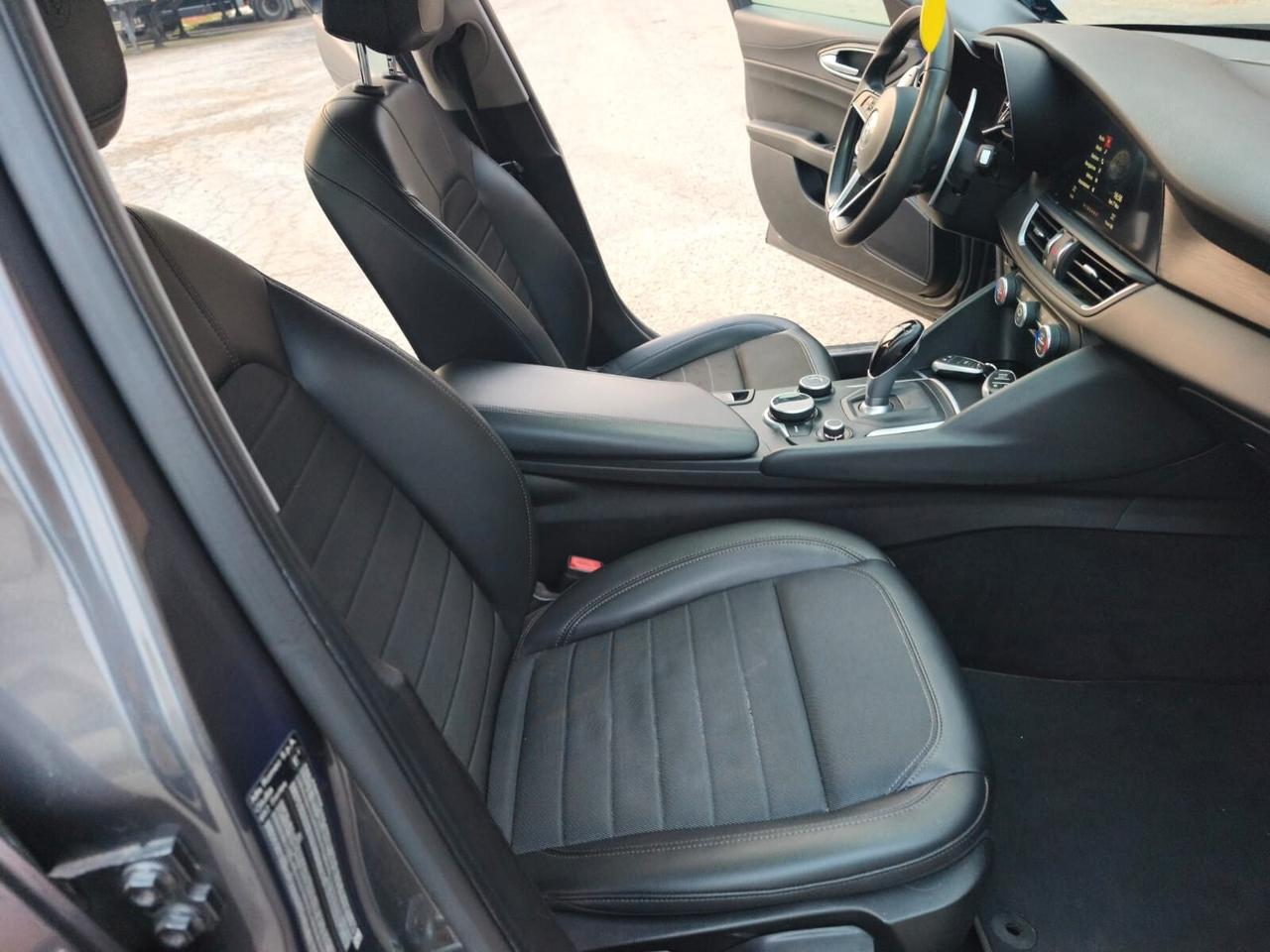 Alfa Romeo Giulia 2019--2.2 Diesel Automatica