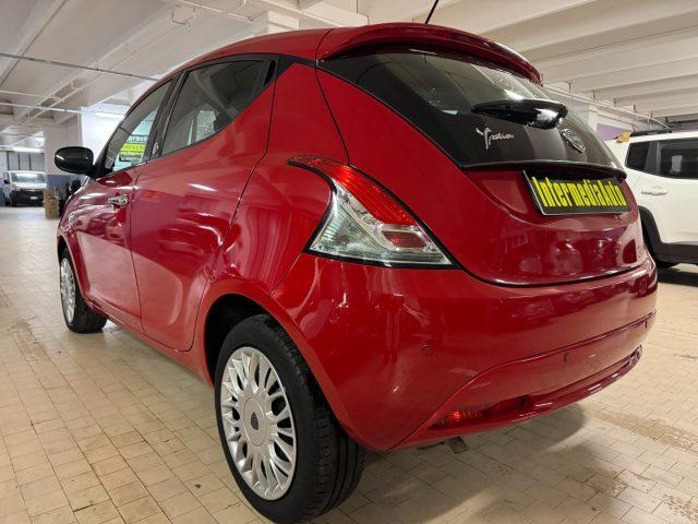 LANCIA Ypsilon 1.2 69 CV 5 porte GPL Ecochic Silver