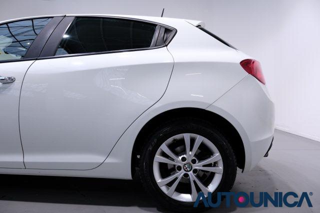 ALFA ROMEO Giulietta 1.6 JTDM-2 105 CV PROGRESSION NEOPATENTATI