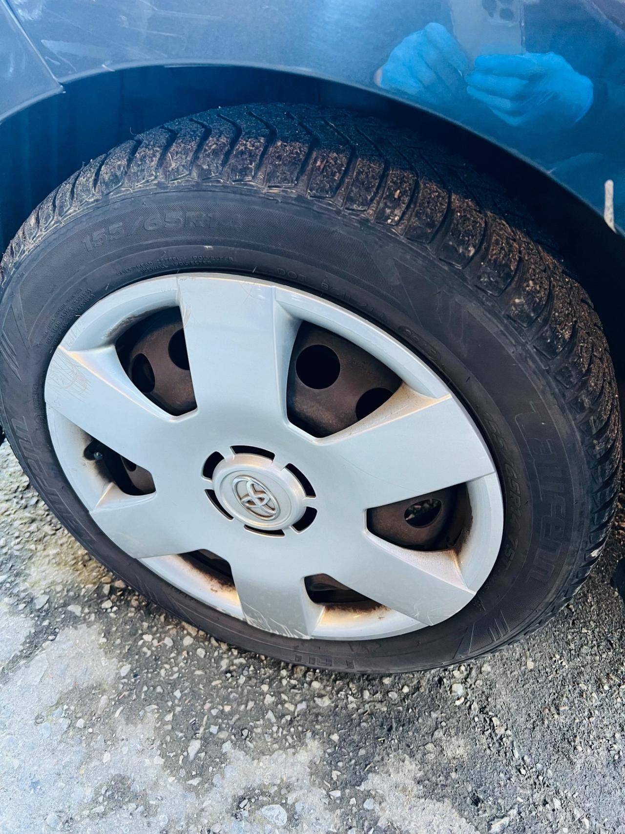 Toyota Aygo 1.0 12V VVT-i 5 porte Sol