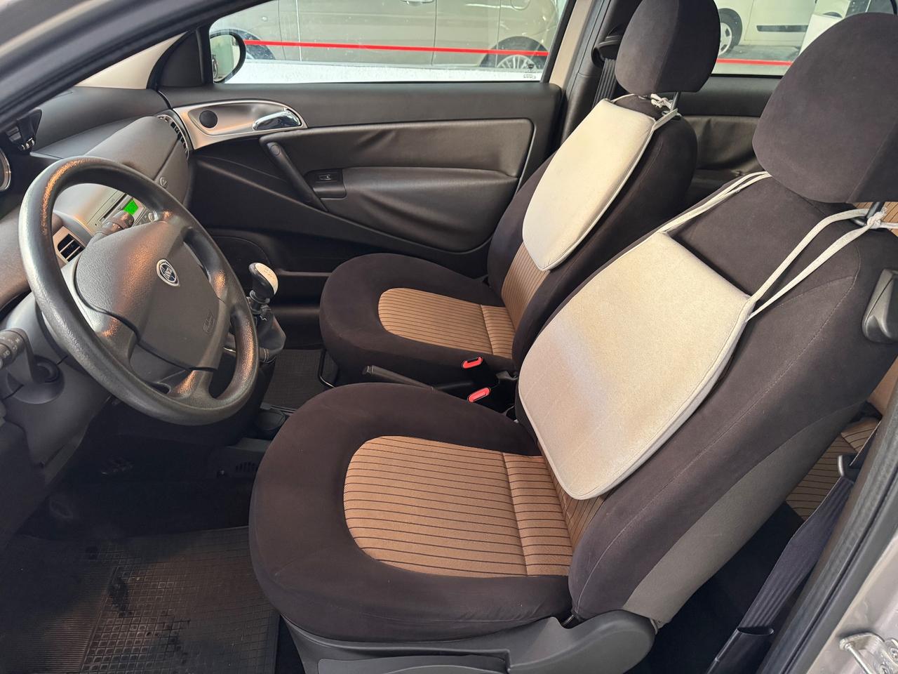 Lancia Ypsilon 1.2 Argento