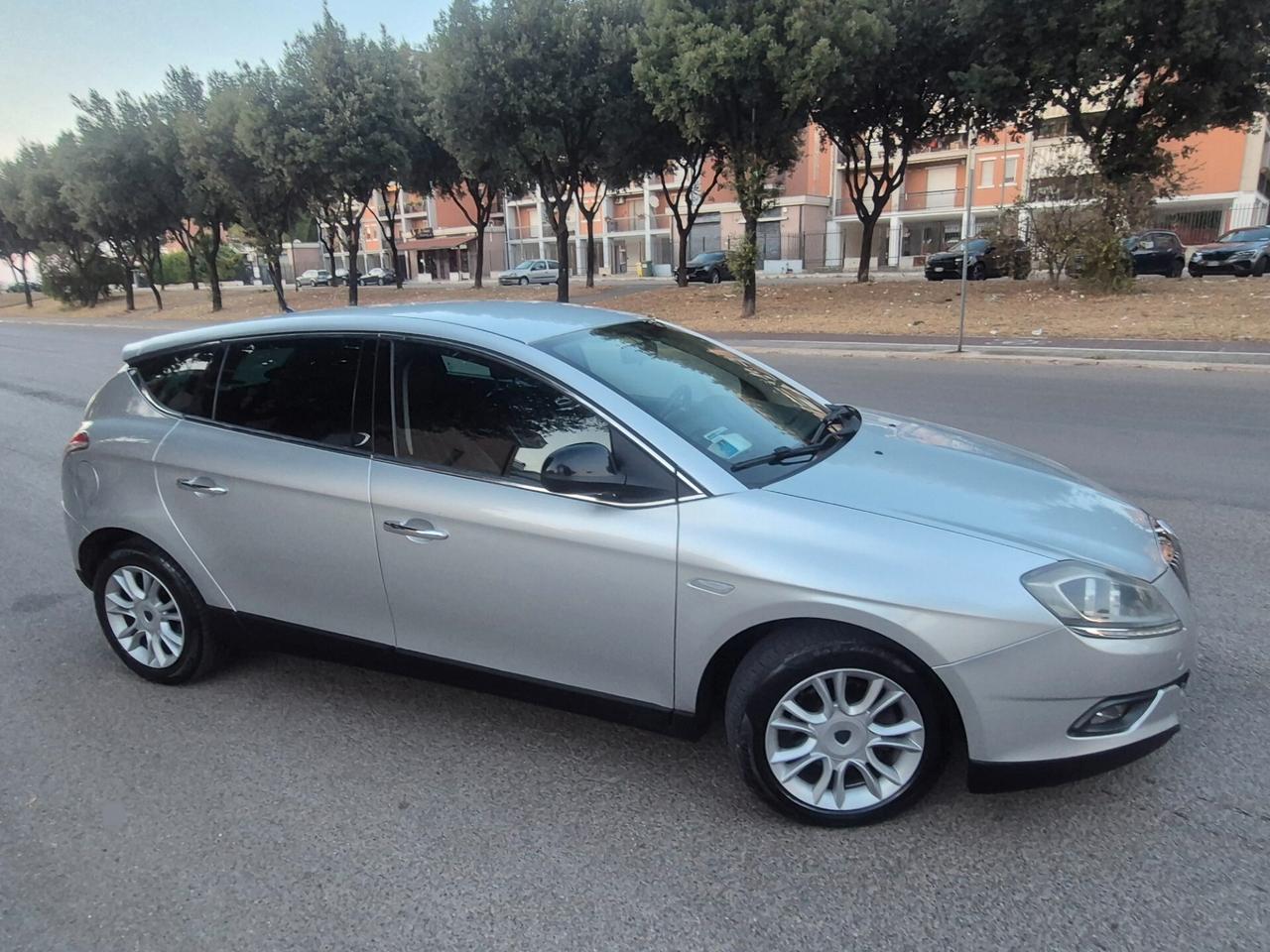 Lancia Delta 1.6 MJT gold anno 2011