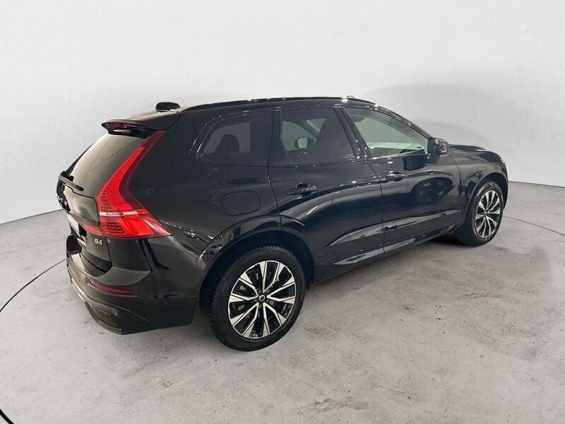 Volvo XC60 B4 197+14 CV Automatica Mild Hybrid Benzina LED Plus Dark