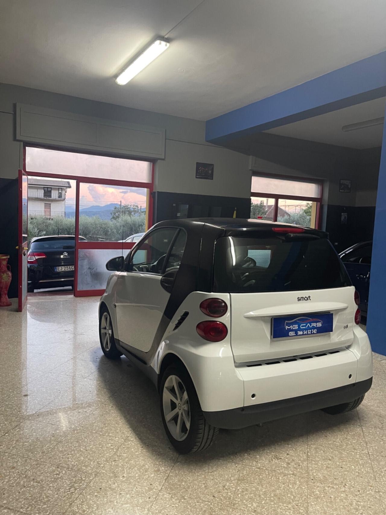 Smart ForTwo 800 33 kW coupé pure cdi