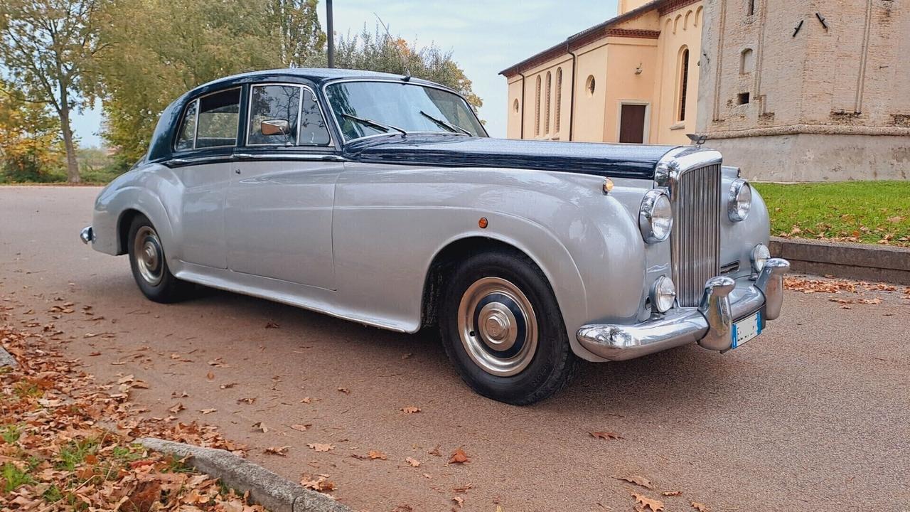 Bentley S2 RHD