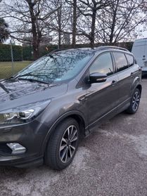 Ford Kuga 2.0 TDCI 120 CV S&S 2WD Powershift ST-Line