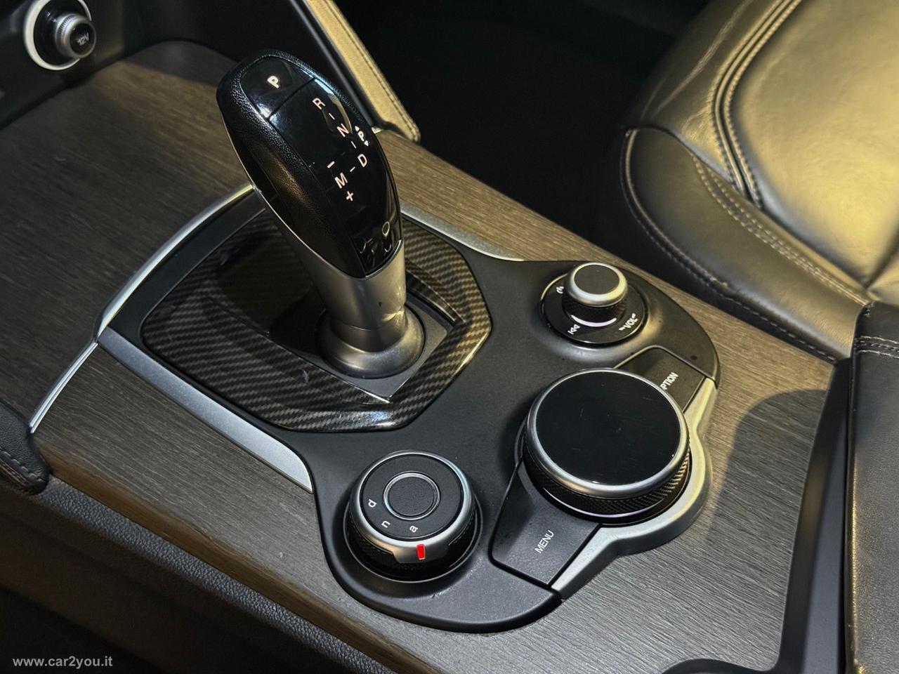 ALFA ROMEO Stelvio 2.2 T.diesel 210 CV AT8 Q4 Exec.