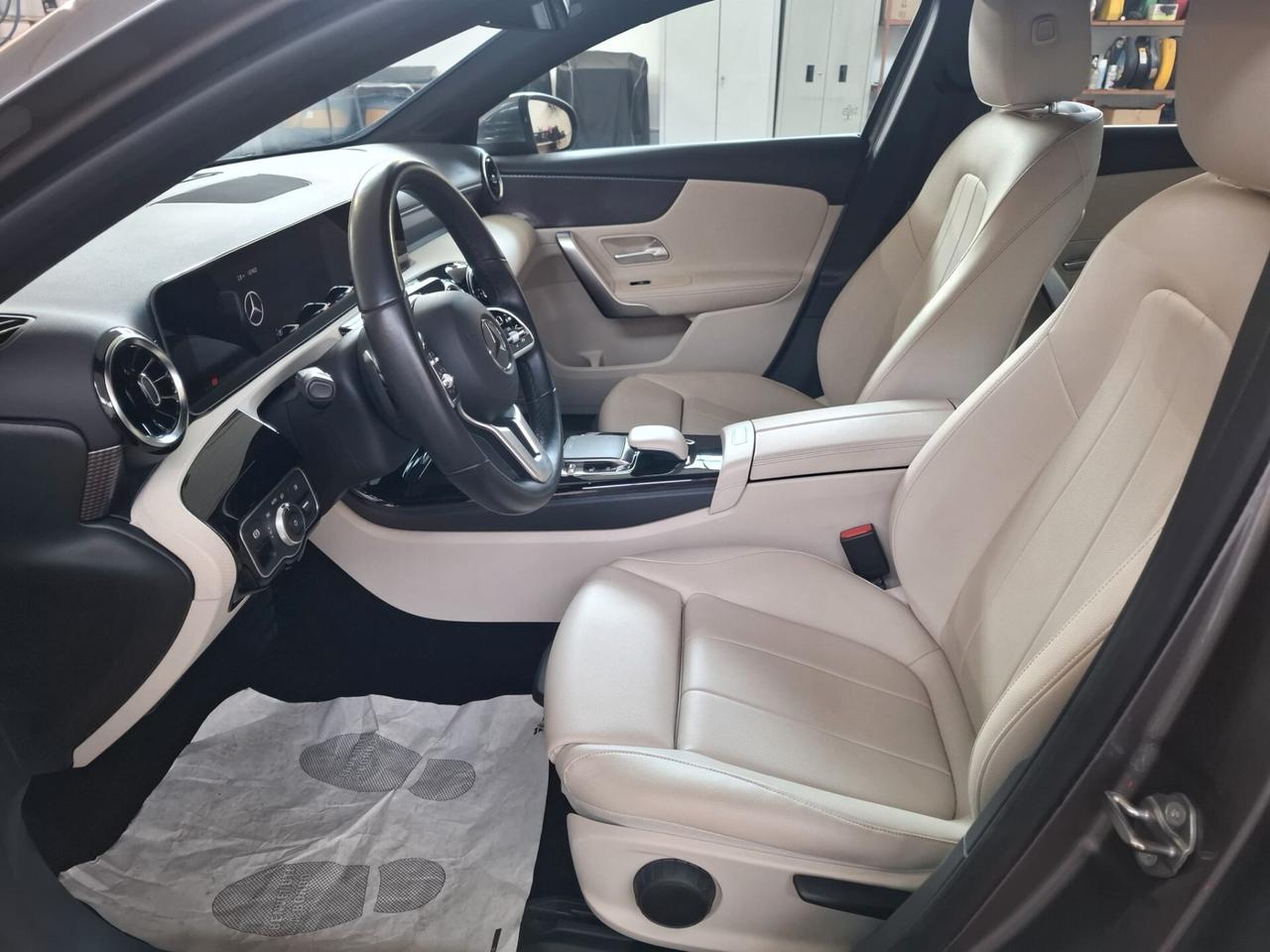 Mercedes-benz A 200 Premium full optional