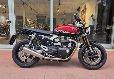 TRIUMPH SPEED TWIN 1200 AZIENDALE
