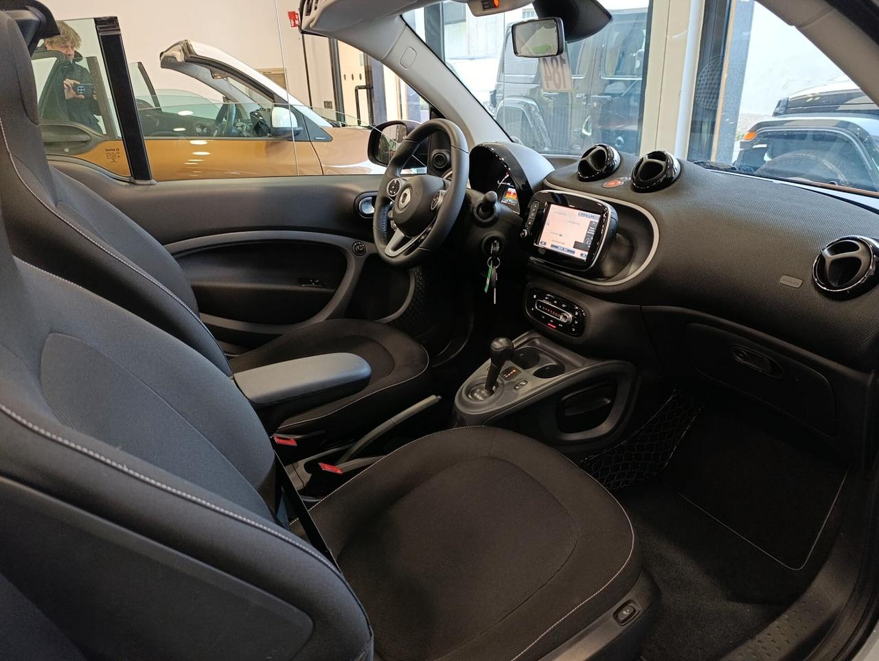 Smart ForTwo 90 0.9 Turbo aut. cabrio Passion navi telecamera