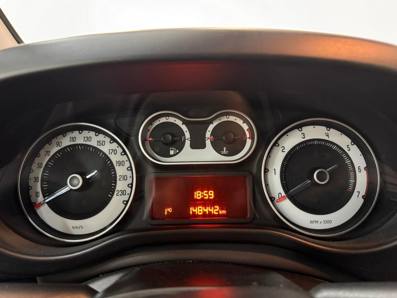 Fiat 500L 1.4 95 cv trekking