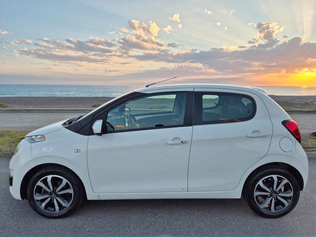 Citroen C1 VTi 72 S&S 5 porte Shine