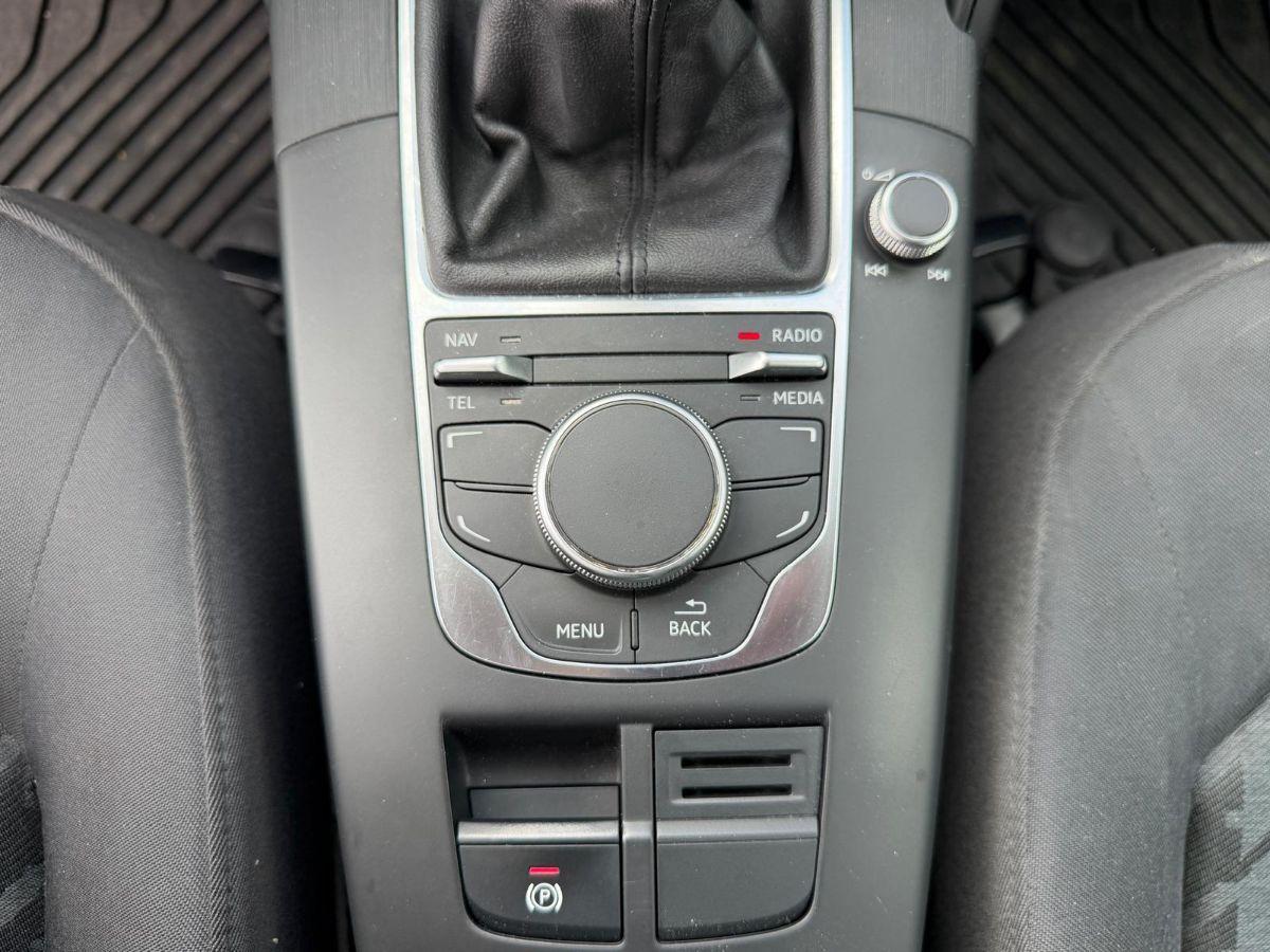 AUDI - A3 Sportback - 1.4 TFSI S tronic g-tron Attraction