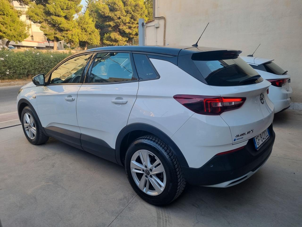 Opel Grandland 1.5 diesel Ecotec aut. Business Elegance 2021