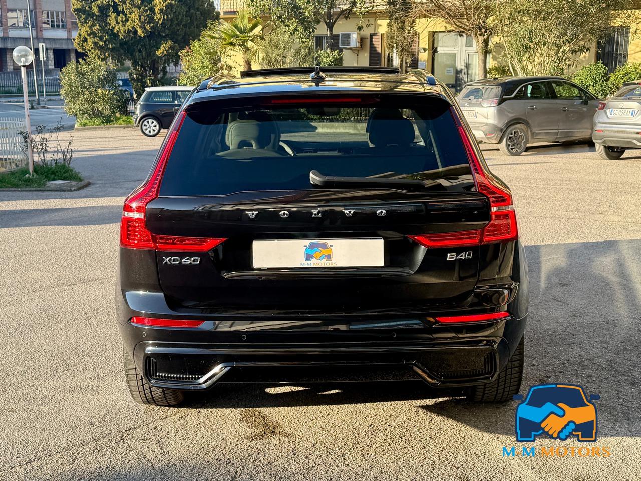 VOLVO XC60 N1 2.0 B4 d Ultimate Dark awd auto