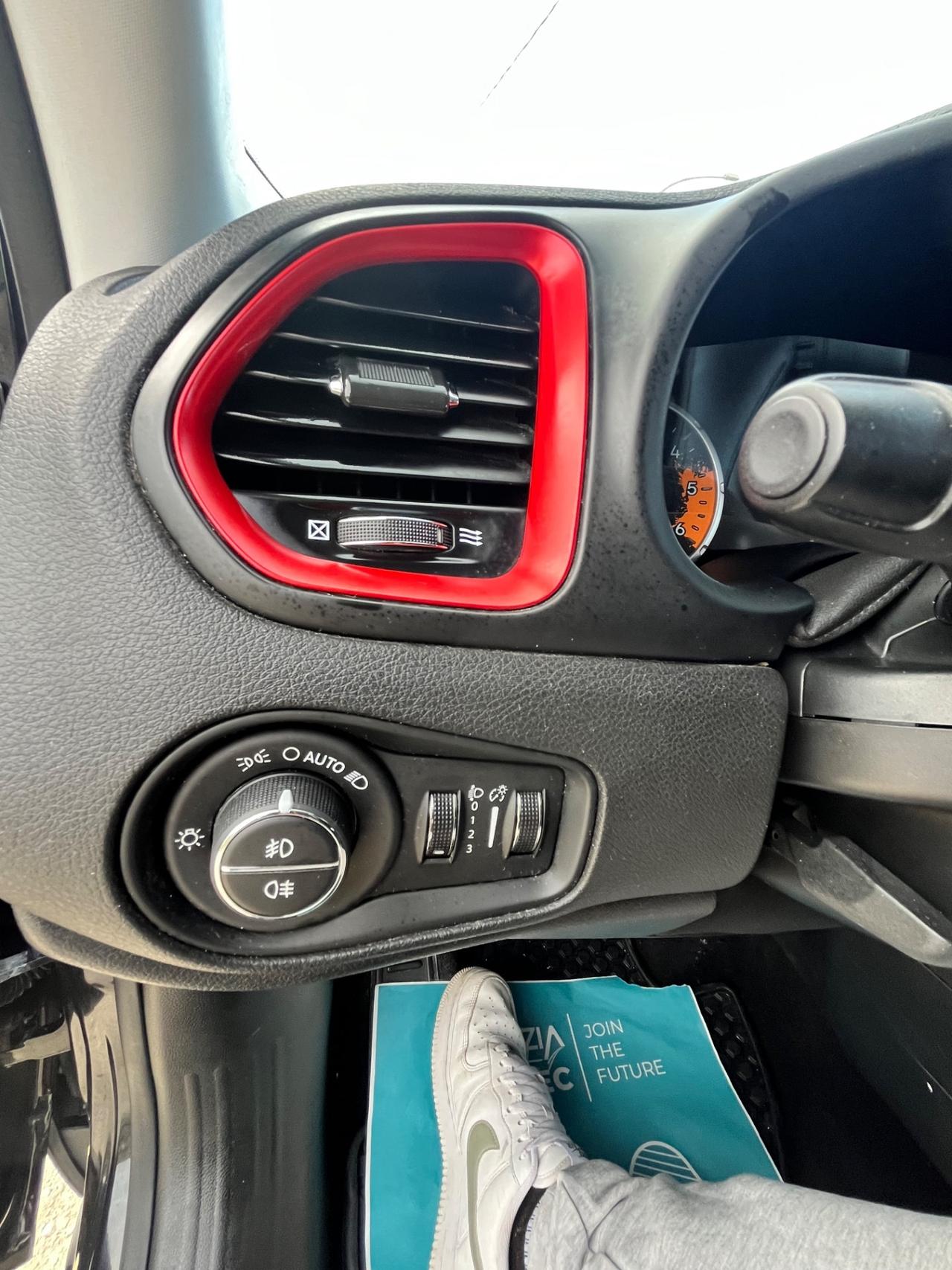 Jeep Renegade 2.0 Mjt 170CV 4WD Active Drive Low Trailhawk