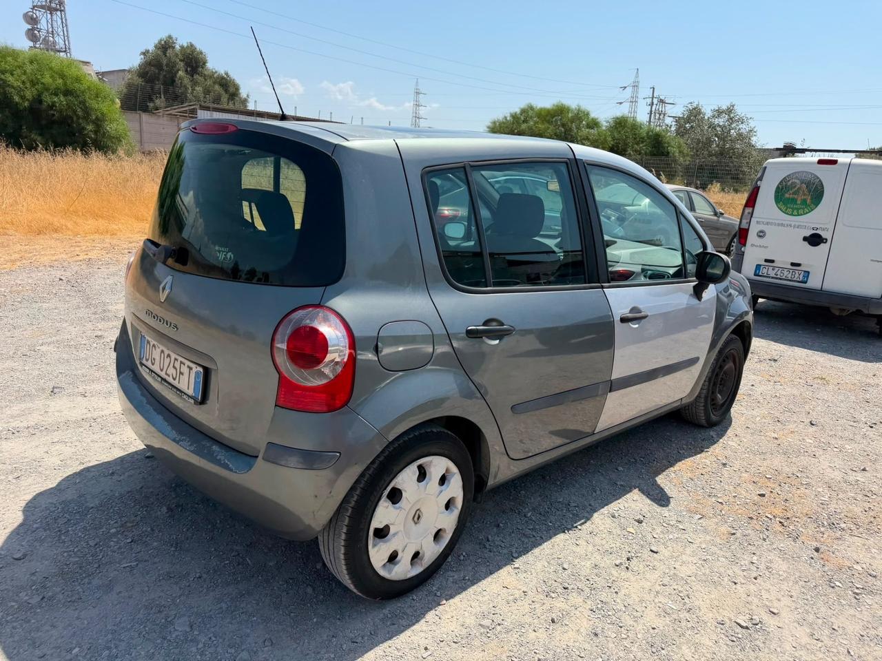 Renault Modus 1.2 Benzina-Neopatentati-Tetto apribile