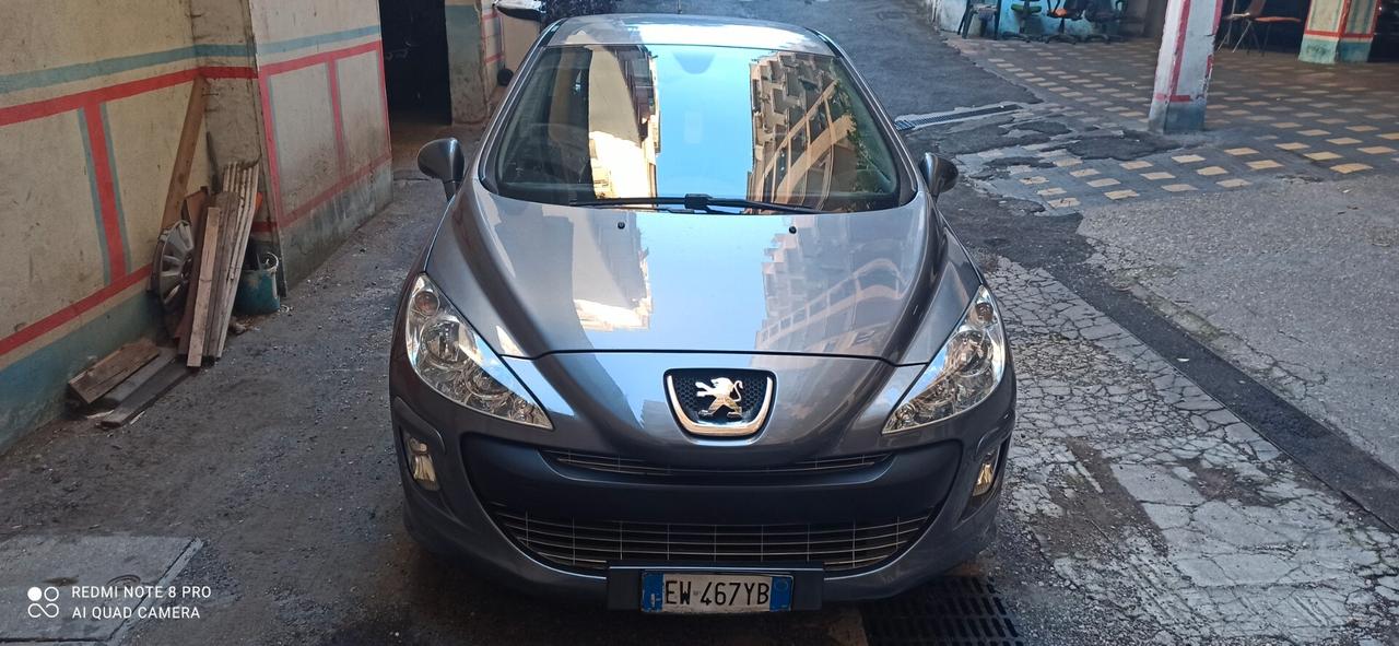Peugeot 308 1.6 8V HDi 112CV cambio automatico 5p. Tecno