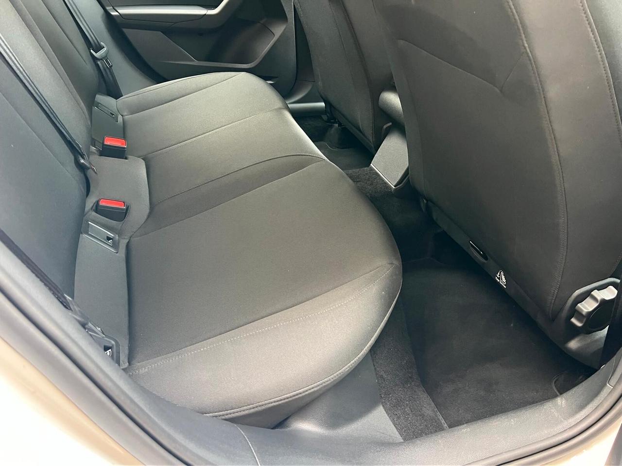 AUDI A1 ALLSTREET 30 TFSI S-TRONIC BUSINESS NEOP