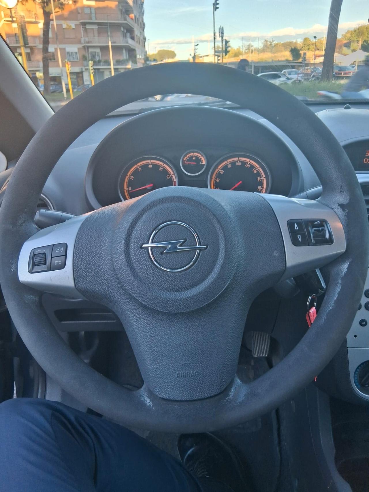 Opel Corsa 1.2 80CV 5 porte GPL-TECH Edition