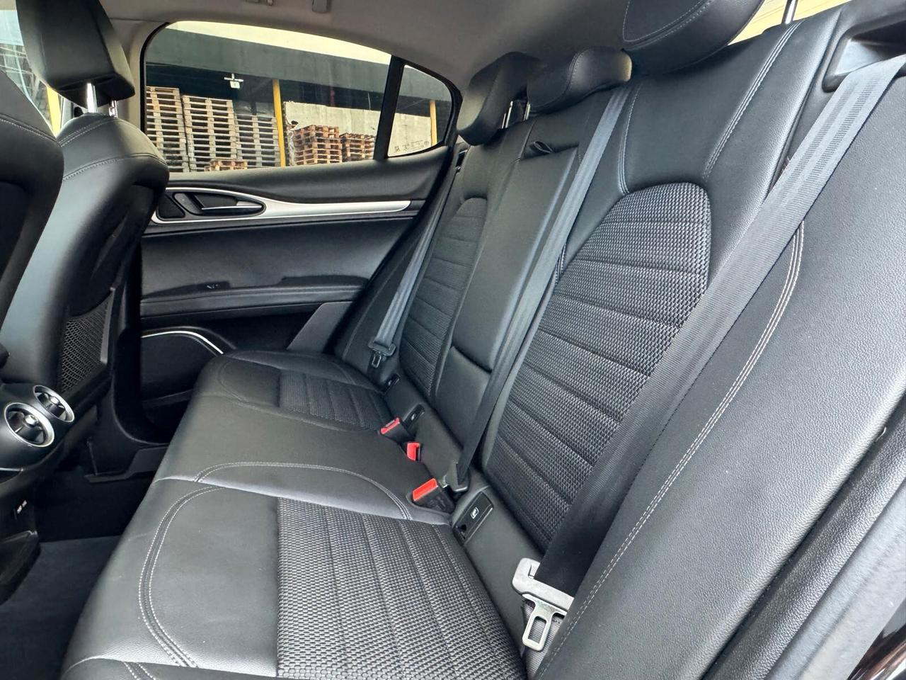 Alfa Romeo Stelvio 2.2 Turbodiesel 190 CV AT8 Q4 Sprint