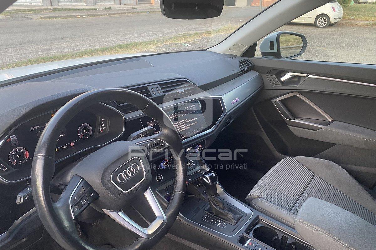 AUDI Q3 35 TDI quattro S tronic S line edition