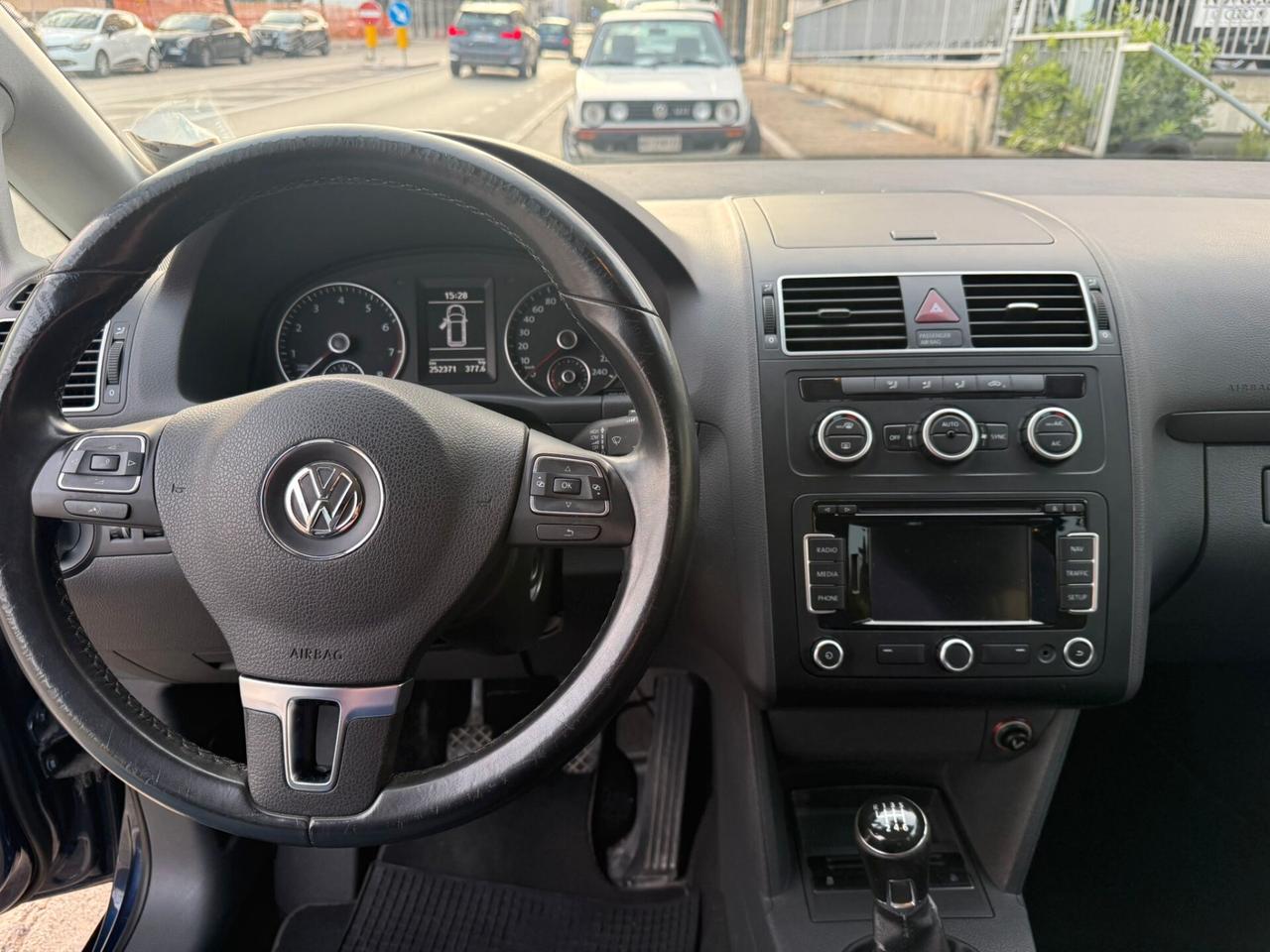 VOLKSWAGEN TOURAN 1,4 METANO 150 CV HIGHLINE ECOFUEL MAN 5P