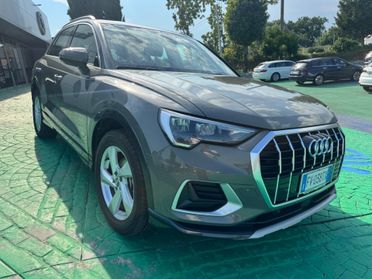 Audi Q3 2.0 TDI 150 CV S tronic line Edition