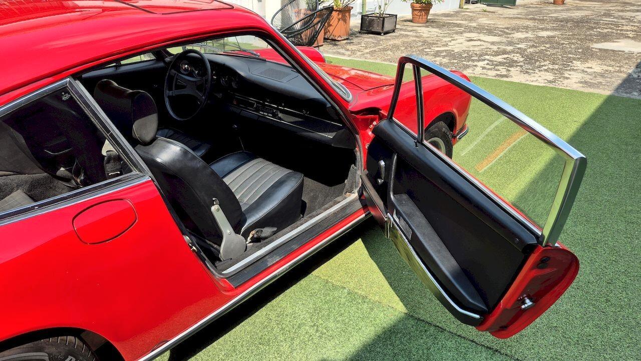 Porsche 911 2.4 T Coupè “Ölklappe” – 1972