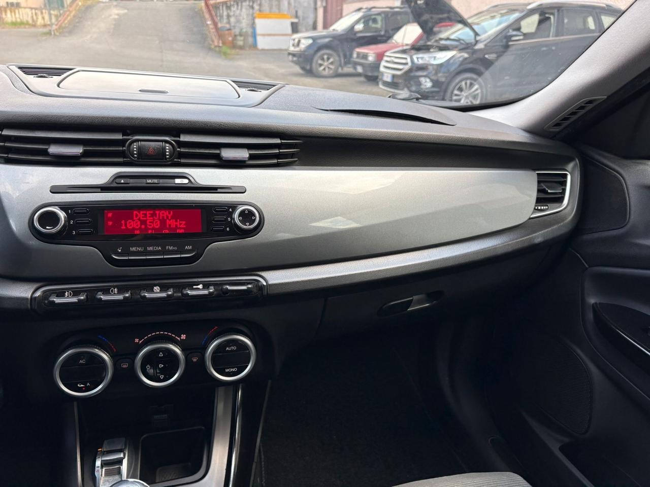 Alfa Romeo Giulietta 1.6 JTDm-2 105 CV Distinctive