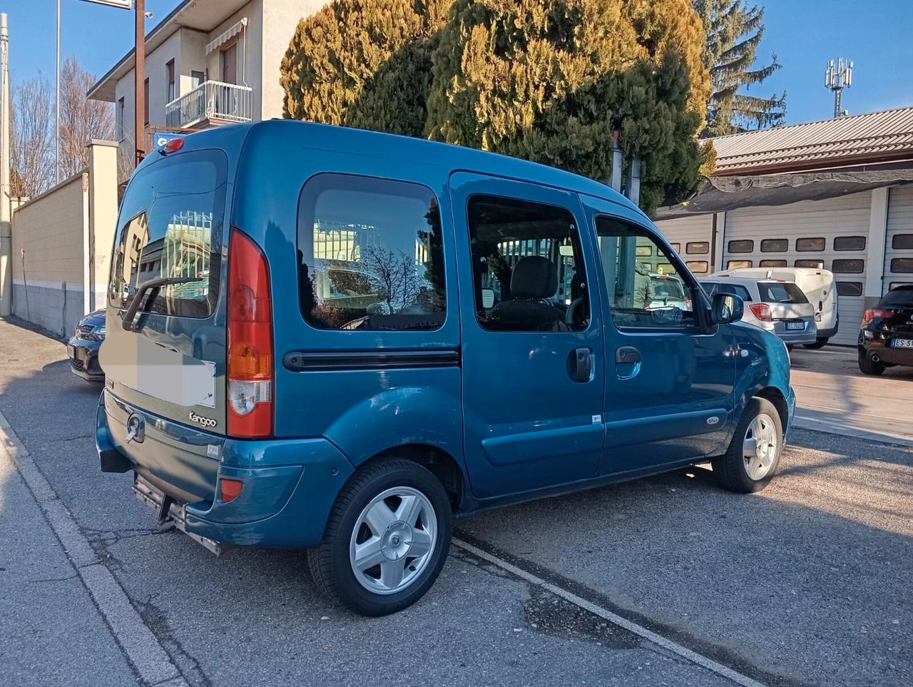 Renault Kangoo 1.2 16V 5p. Confort trasporto disabili