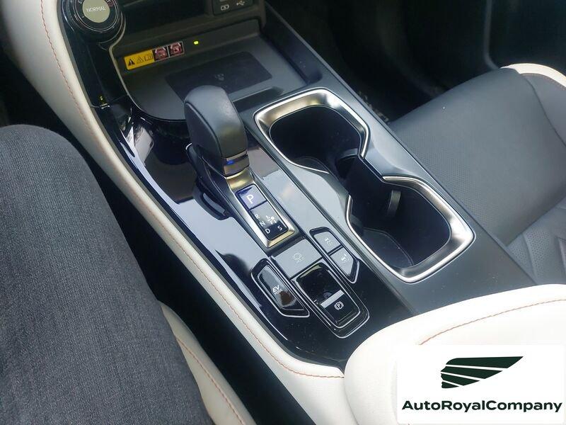 Lexus NX Hybrid Luxury 4WD IVA ESPOSTA