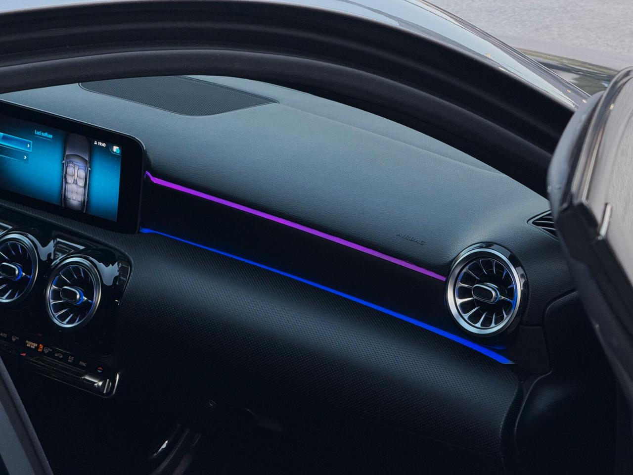 Mercedes-Benz A 180 d Premium AMG TETTO PACK LUCI