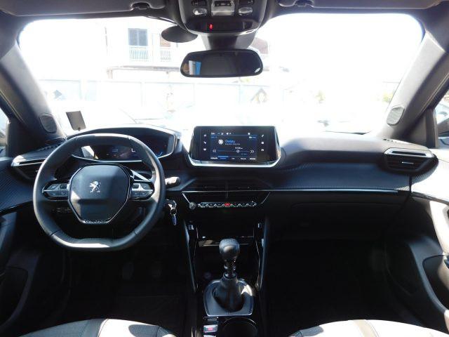 PEUGEOT 2008 PureTech 100 S&S Allure Carplay