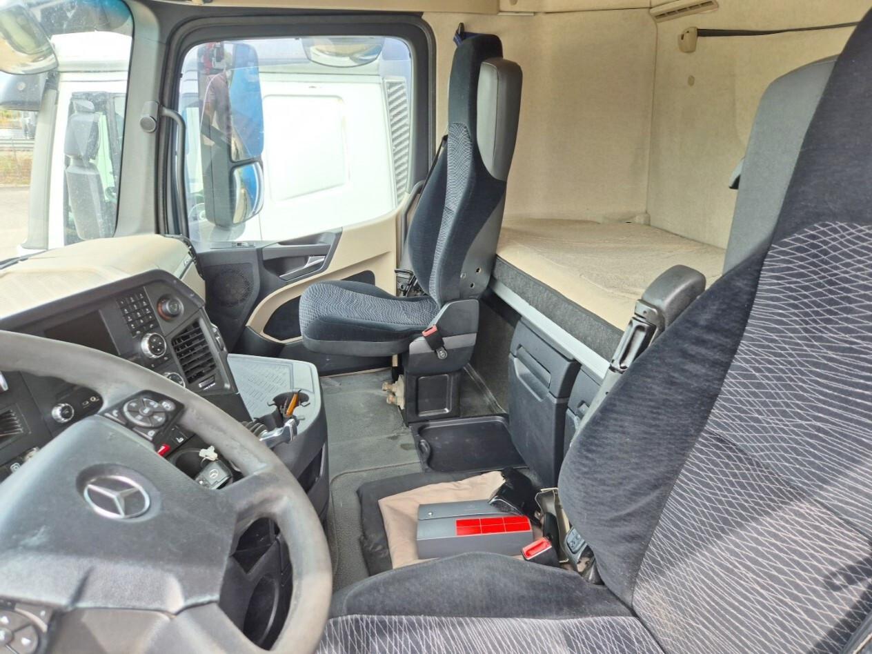 MERCEDES-BENZ ACTROS 2542 centina e sponda caricatrice