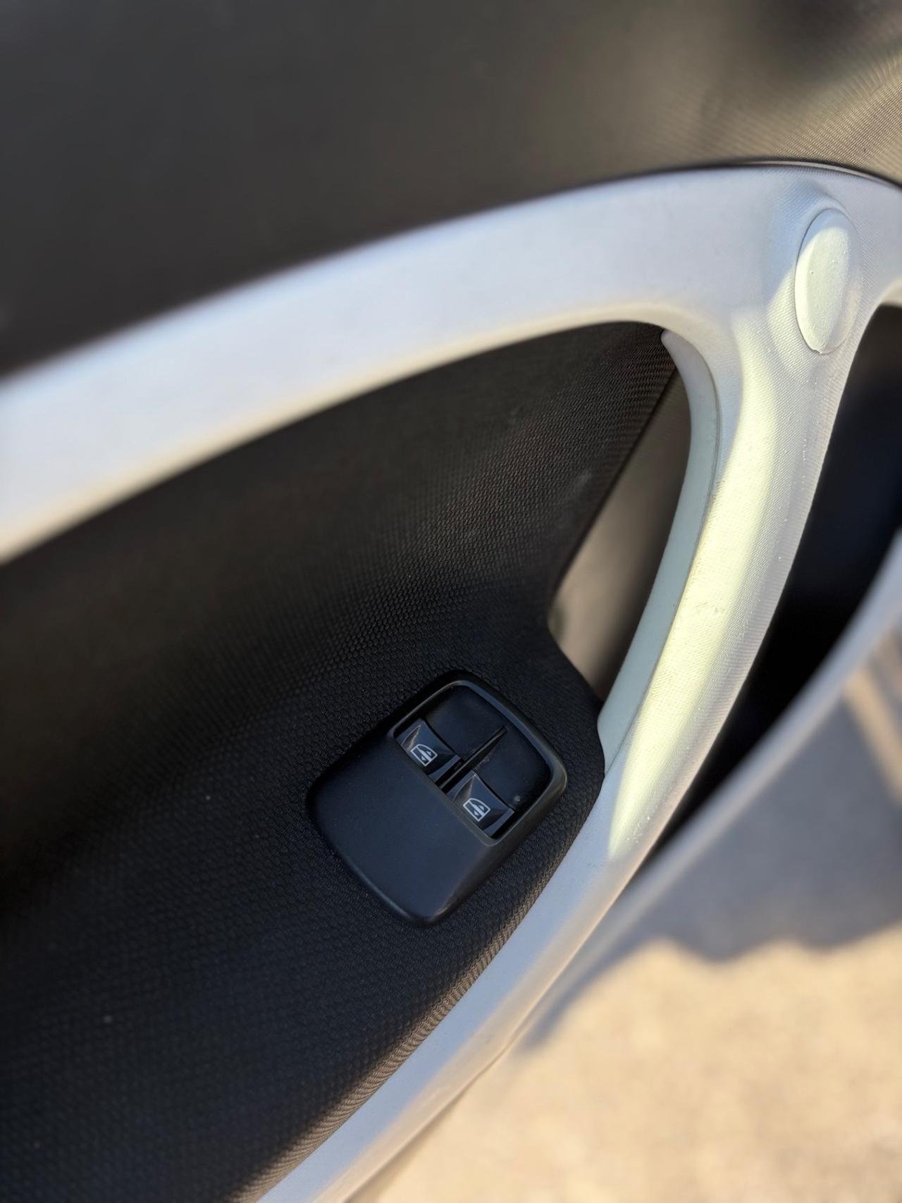 Smart Forfour 1.0 Full Optional 70cv GPL