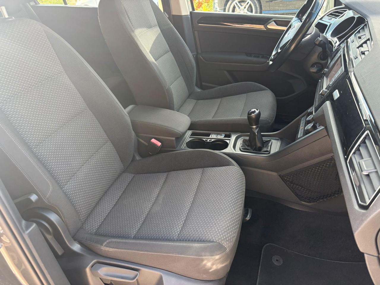 Volkswagen Touran Volkswageen 1.6 TDI Executive - Sette Posti