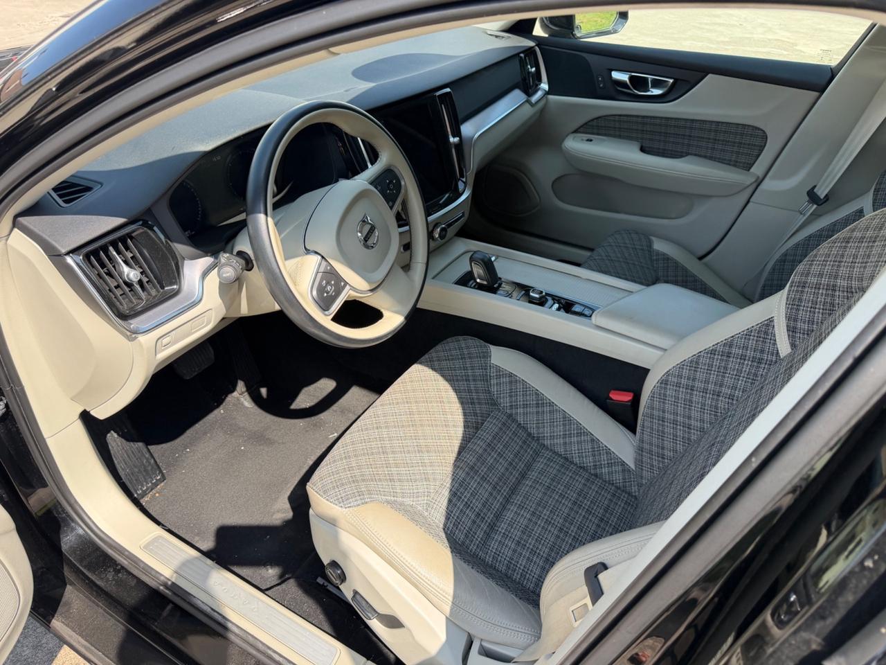 Volvo V60 B4 (d) Geartronic Inscription