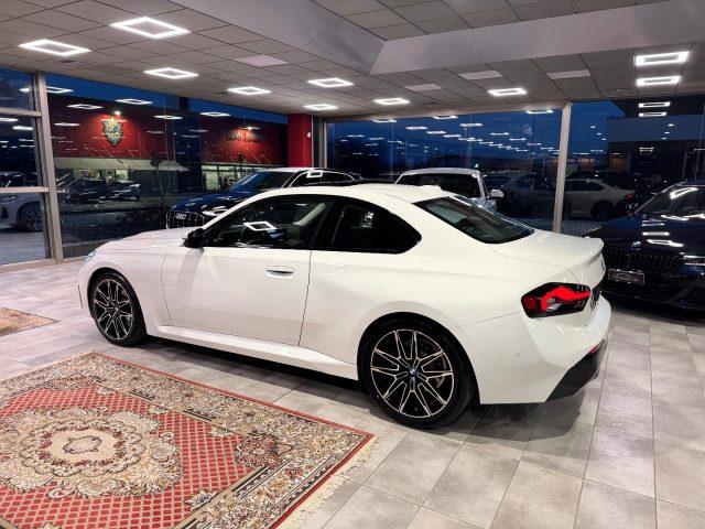 BMW 218 i Coupé *CERCHI 19*TETTO*UNIPROP*HEAD UP*