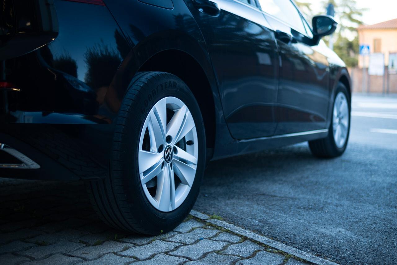 Volkswagen Golf 1.0 TSI EVO Life