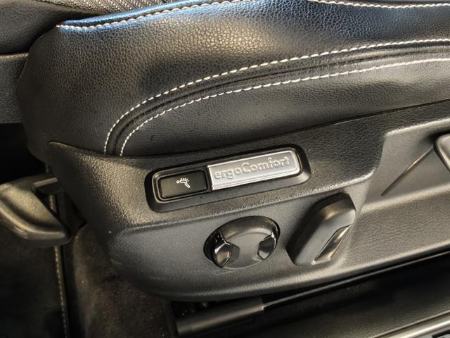 VOLKSWAGEN Passat Variant 2.0 TDI DSG R-LINE FULL OPTIONAL