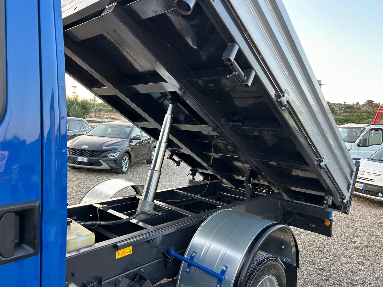 IVECO DAILY 35C11 RIBALTABILE TRILATERALE
