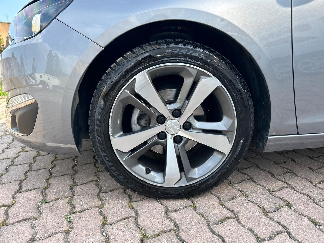 Peugeot 308 BlueHDi 120 SeS SW GT Line