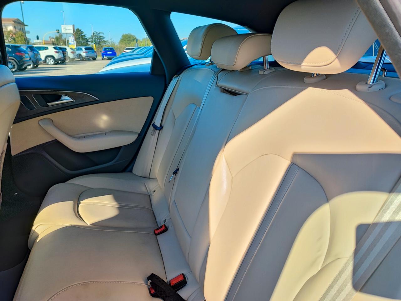 Audi A6 Avant 3.0 TDI quattro S tronic Business Plus