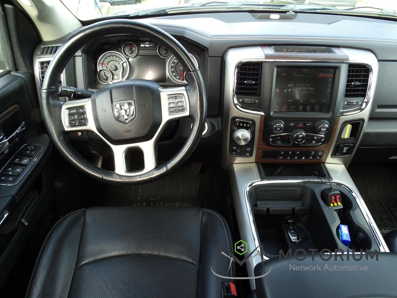 Dodge RAM 1500 AWD 5.7L V8 401CV LARAMIE AUTOCARRO